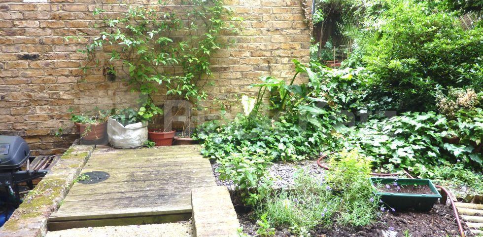 			NEW INSTRUCTION!, 1 Bedroom, 1 bath, 1 reception Flat			 Westbourne Terrace Road, BAYSWATER